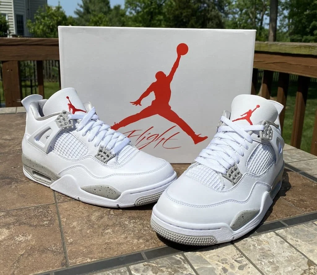Jordan 4 × Oreo