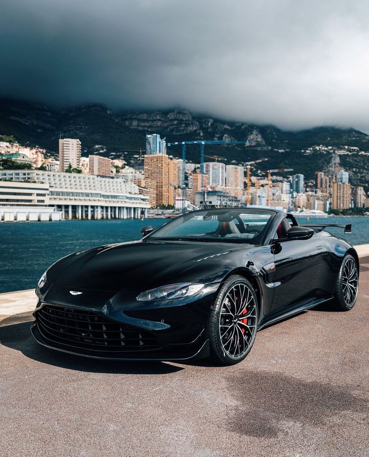 Aston Martin – Vantage