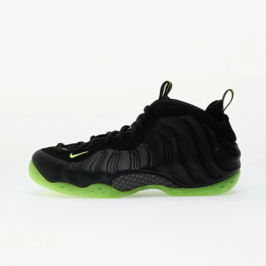 Nike Foamposite – Volt